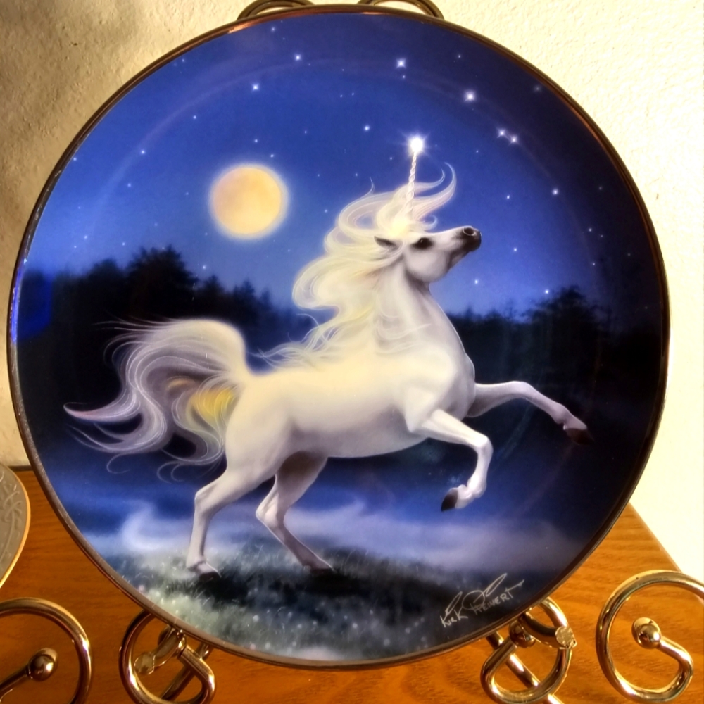 Plate Unicorn Franklin Mint - Picture 1 of 4
